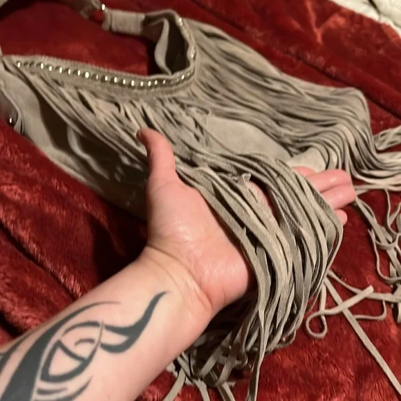 Gorgeous Sandra Robert’s stone colored suede fringe hobo bag. - Picture 3 of 6